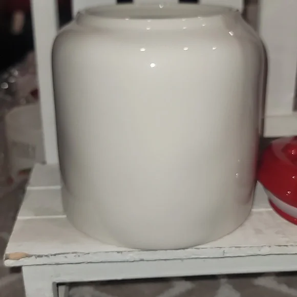 Rae Dunn Santa's Cookies Canister - Picture 3 of 3